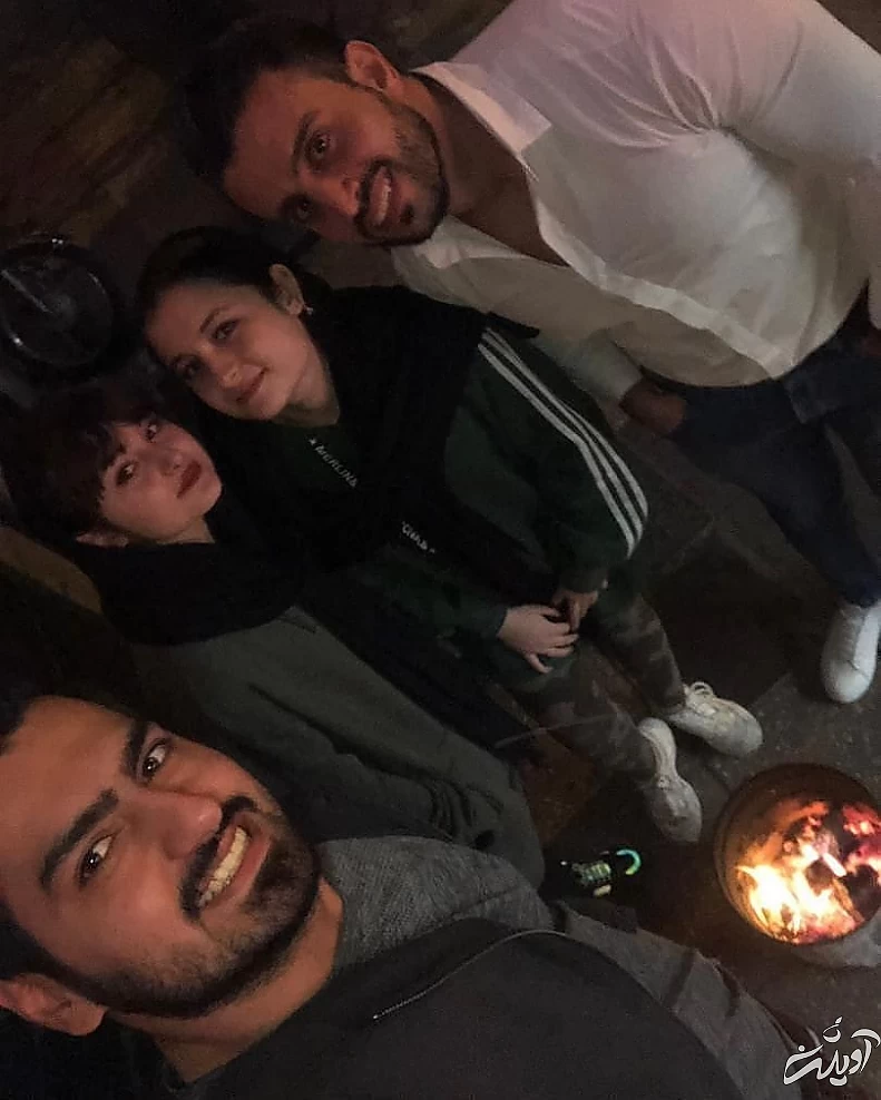 سارا و نیکا